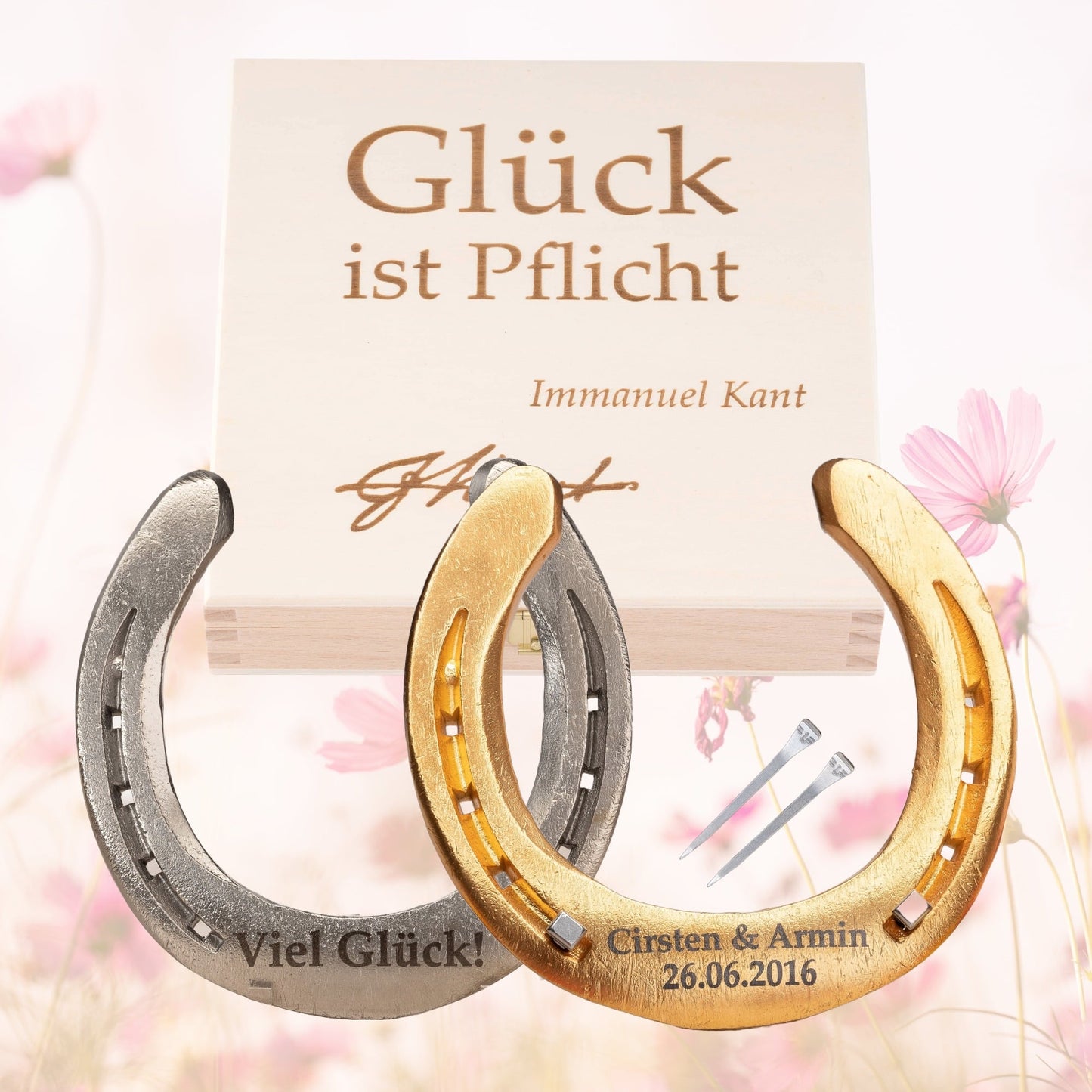 Glückshufeisen mit Geschenkbox "Glück ist Pflicht"
