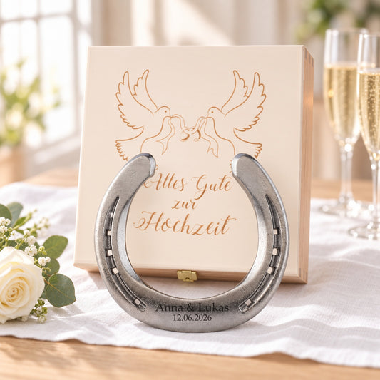 Glückshufeisen mit Geschenkbox „Alles Gute zur Hochzeit“ – personalisiert mit Gravur